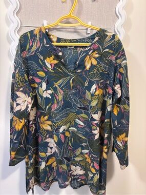 Dolma lightweight 100% cotton tunic teal floral 3/4 sleeves side slits